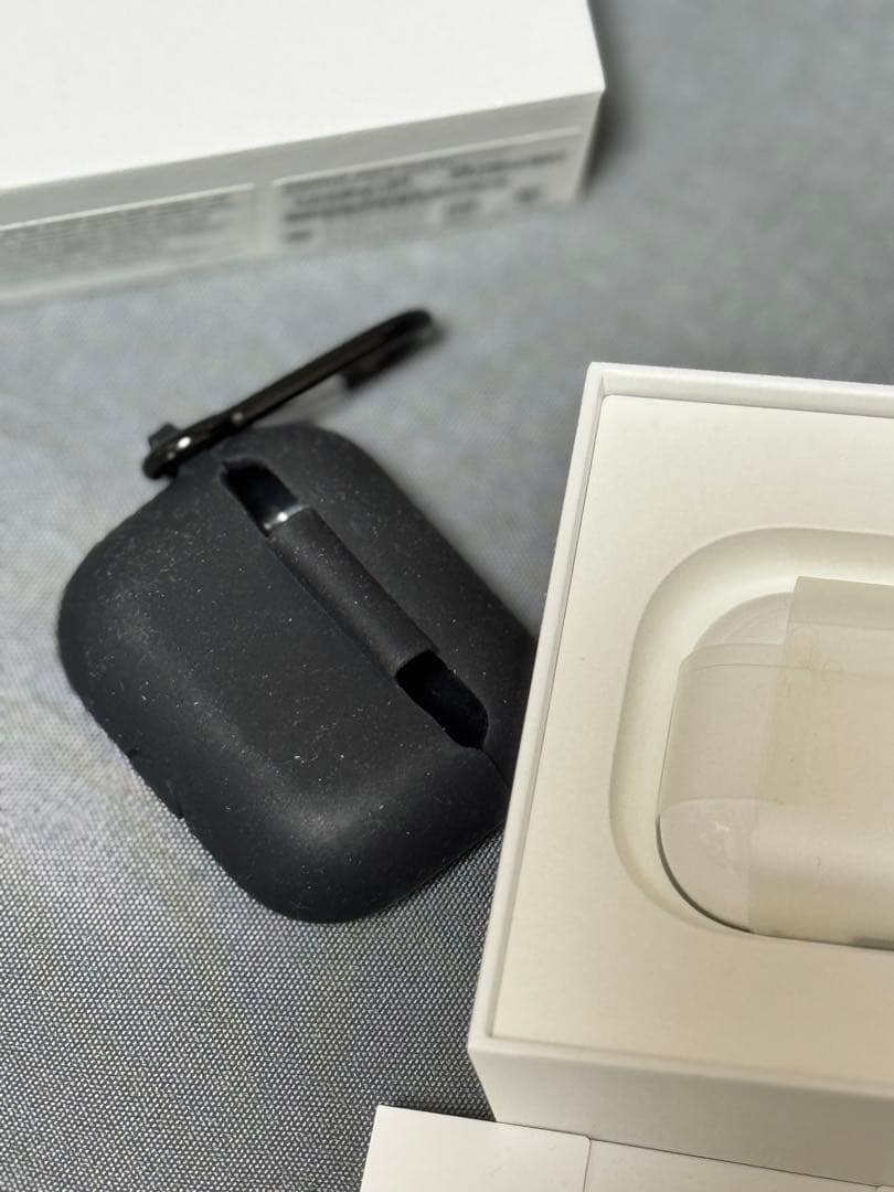 AirPods Pro 第二世代 agnes b.ケースセット