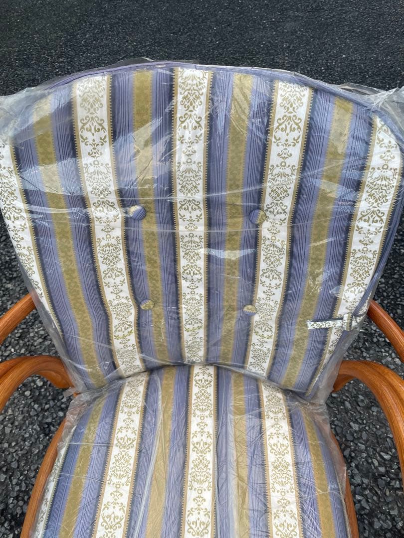 新品　光製作所 籐 ラタン 回転椅子 回転式座椅子 肘掛け ラタンチェア