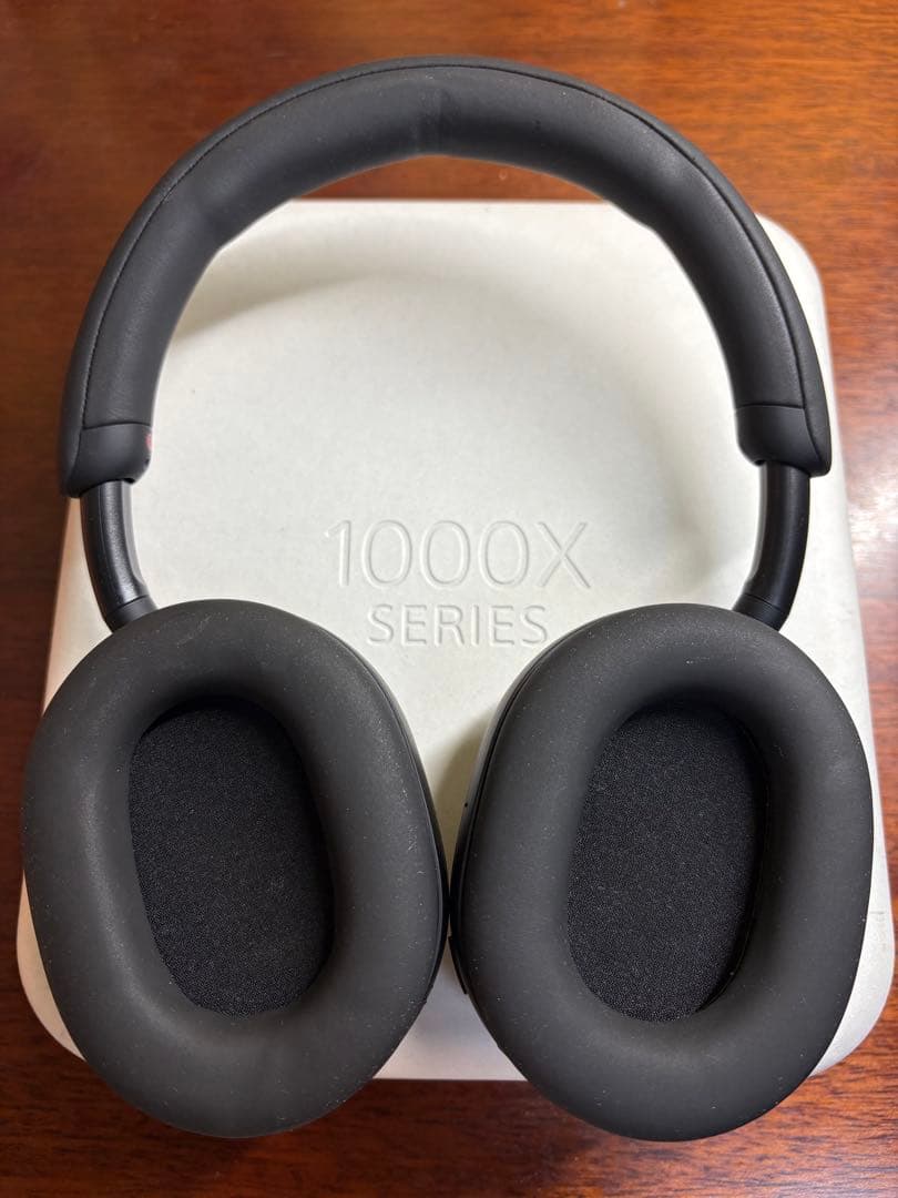 SONY 1000Xシリーズ ブラック ヘッドホン　WH-1000XM5