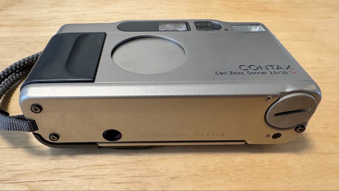 コンタックス CONTAX T2 コンパクトフィルムカメラ