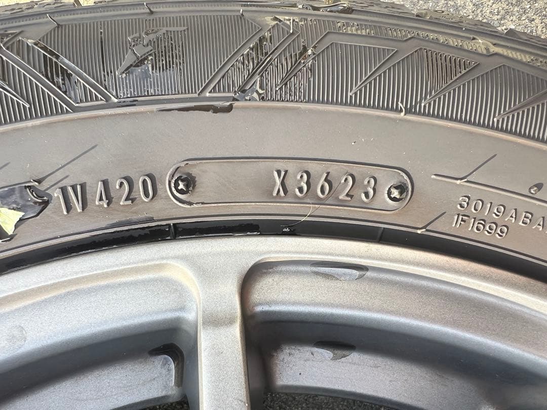 MINI R60 205/60R16 セット スタッドレス　送料込み