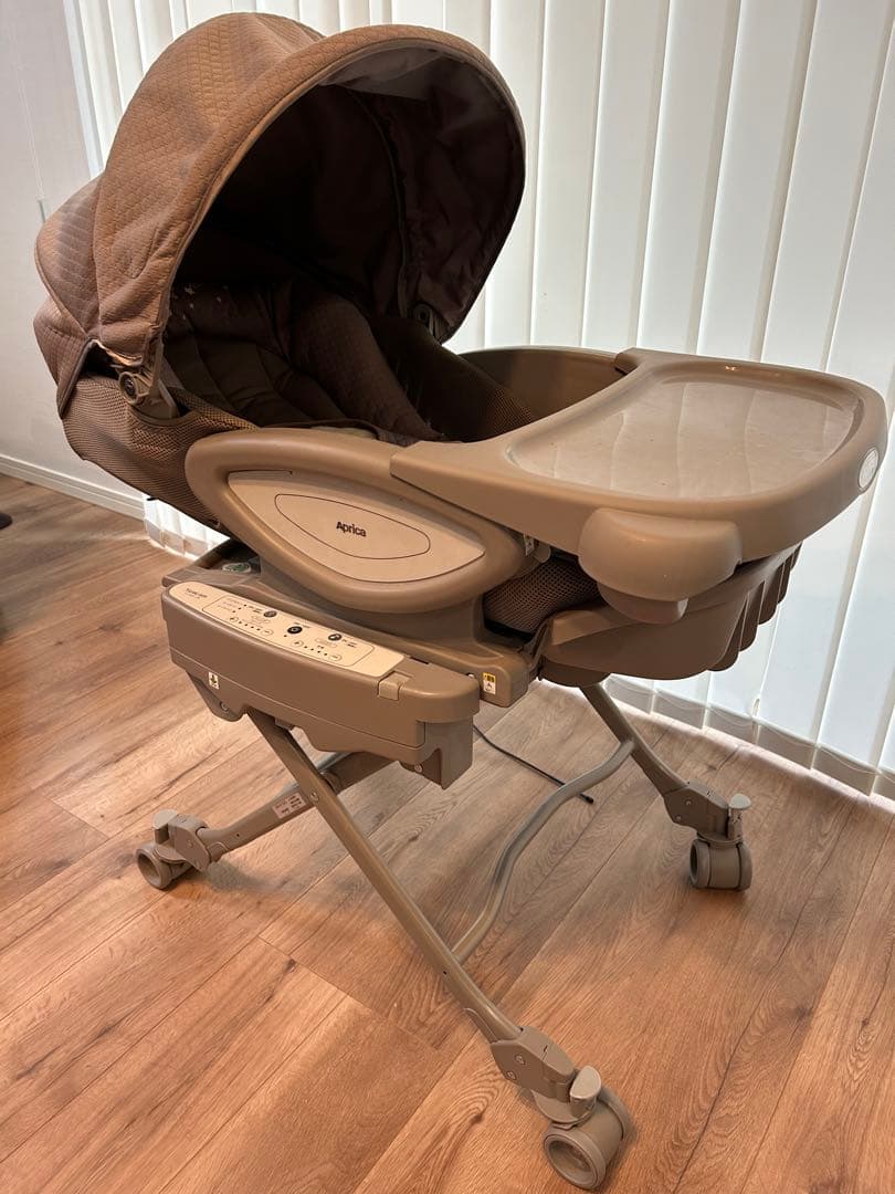 【美品】Aprica ユラリズム オートプレミアム ムーンロック ハイローチェア