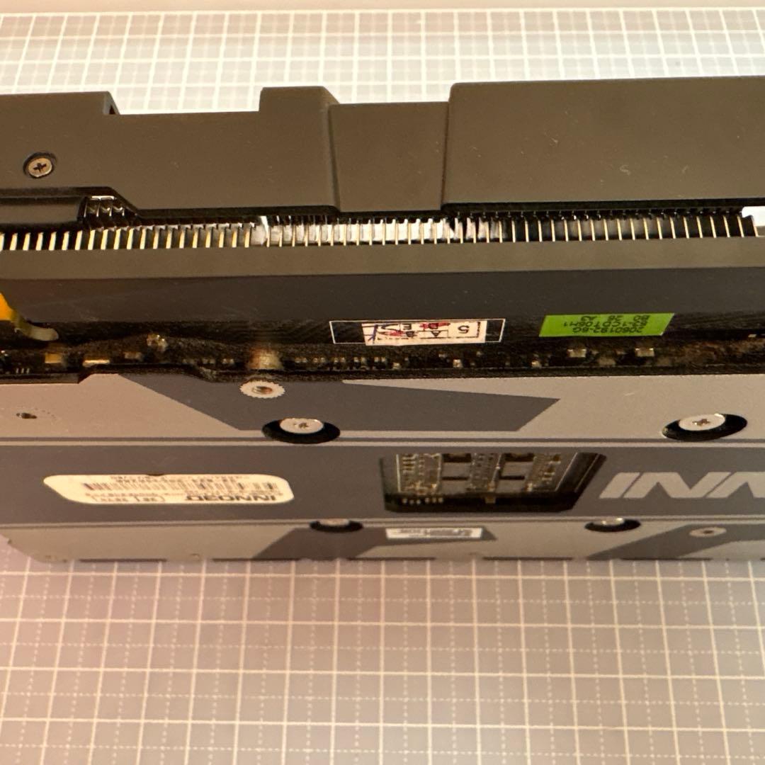 INNO3D GeForce RTX2060搭載グラフィックボード