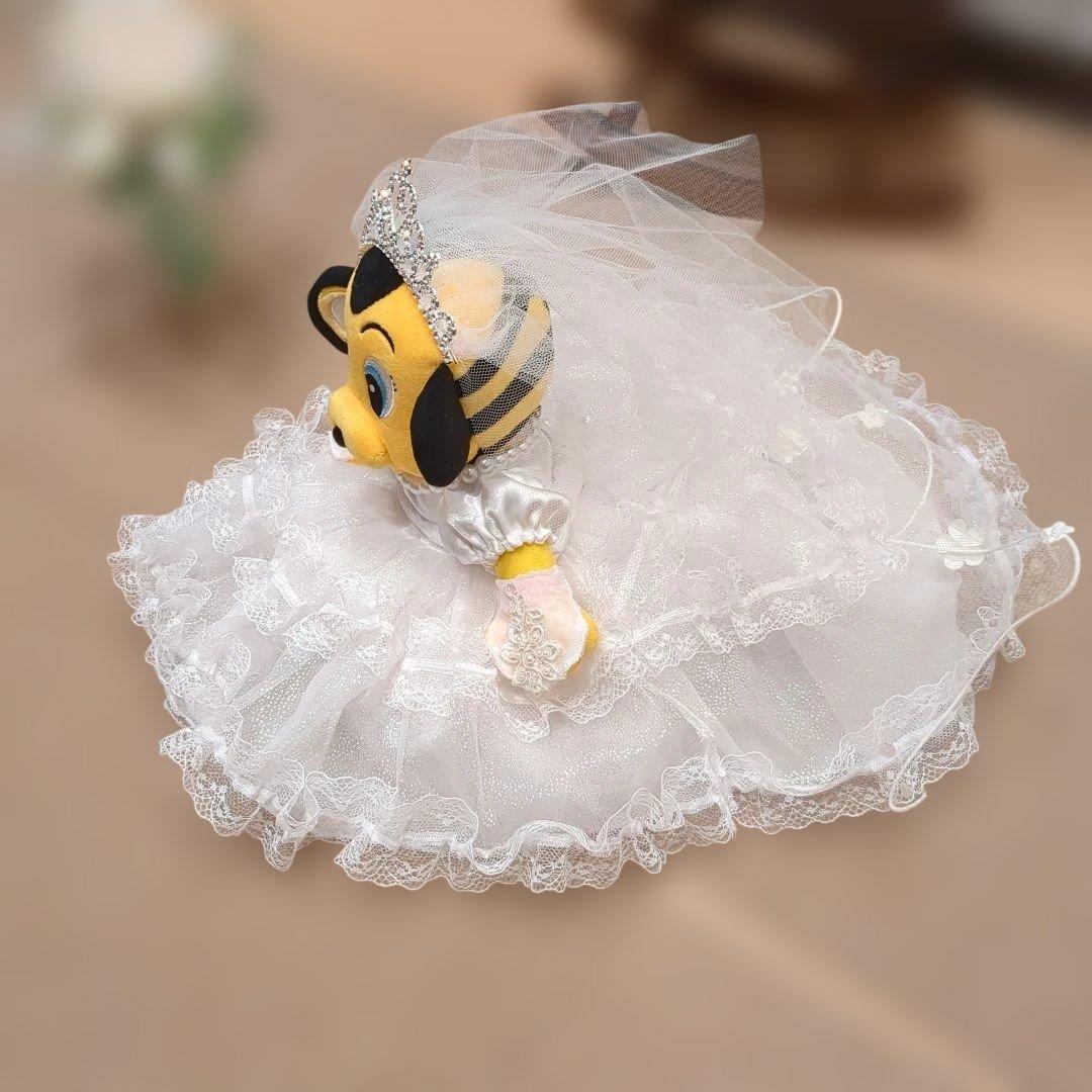 ラッキー、トラッキーウェディングコスチューム