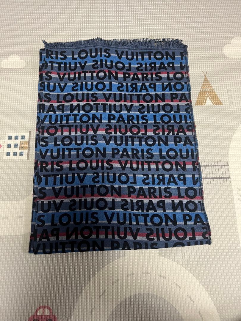Louis Vuitton ルイヴィトン　ロゴストール