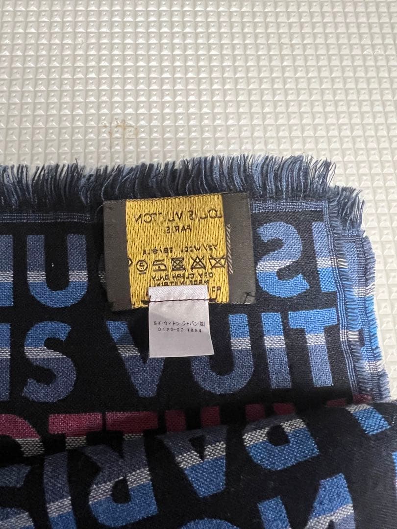 Louis Vuitton ルイヴィトン　ロゴストール