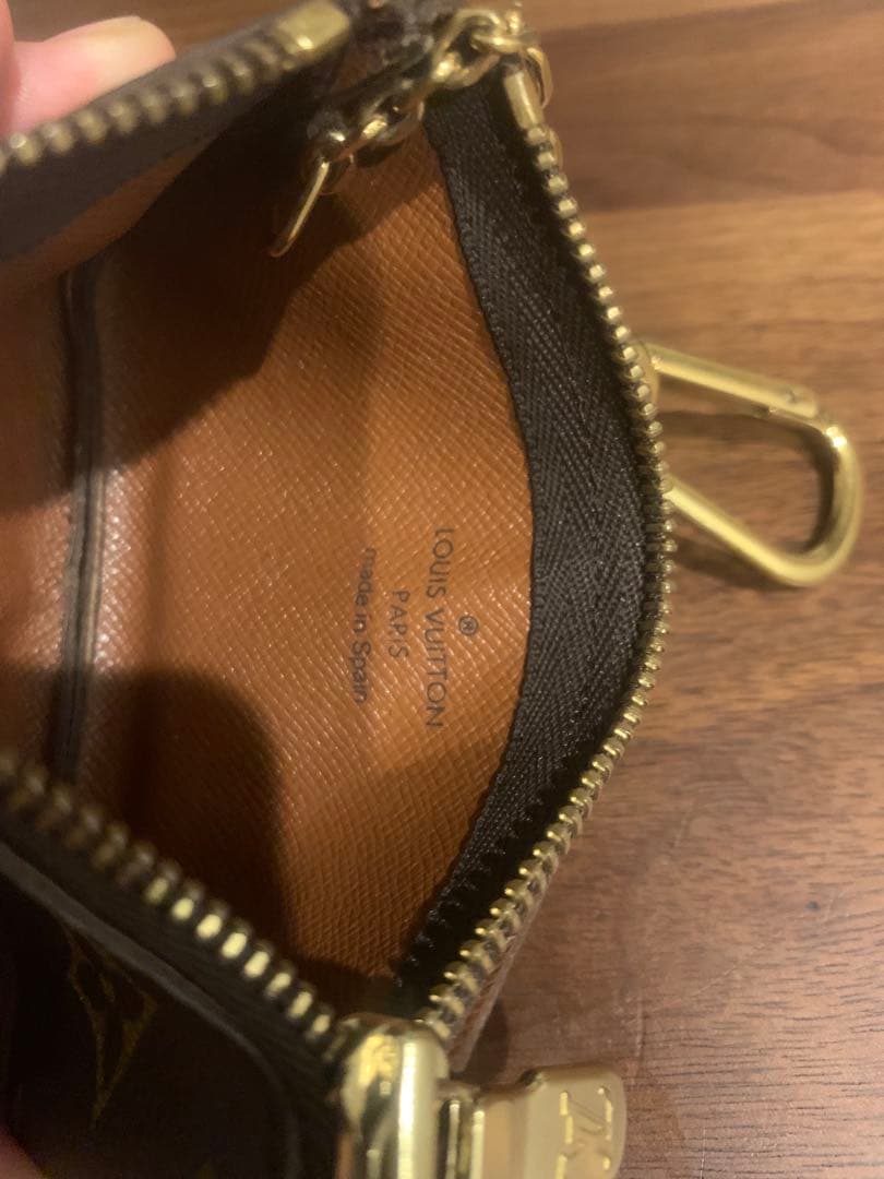 Louis Vuitton モノグラム　ケース