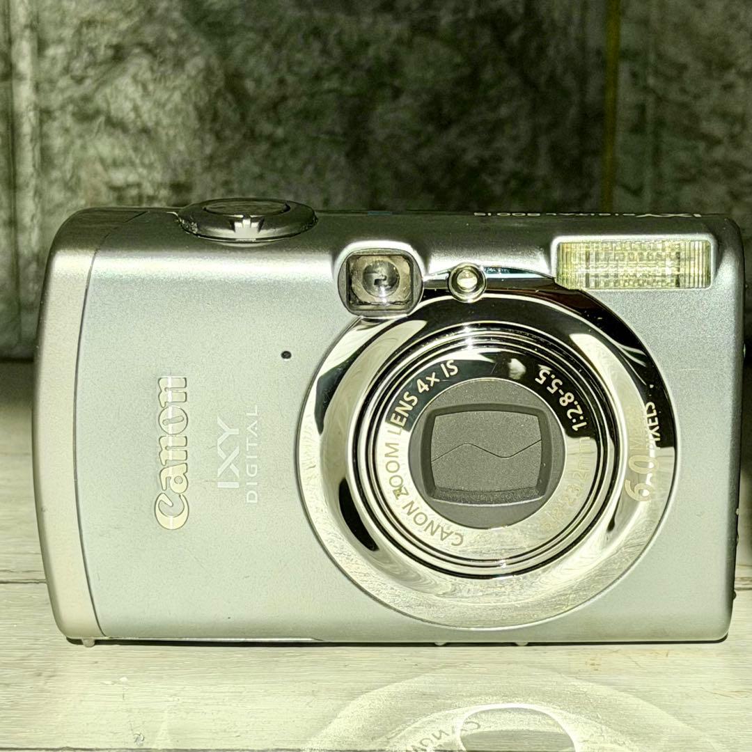 デジタルカメラ Canon IXY Digital 800 IS