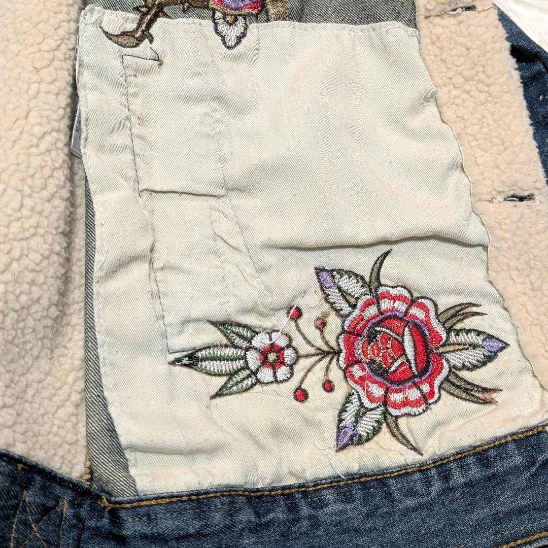 REASON 刺繍　デニムジャケット ボア襟　Lサイズ　ダメージ加工Gジャン