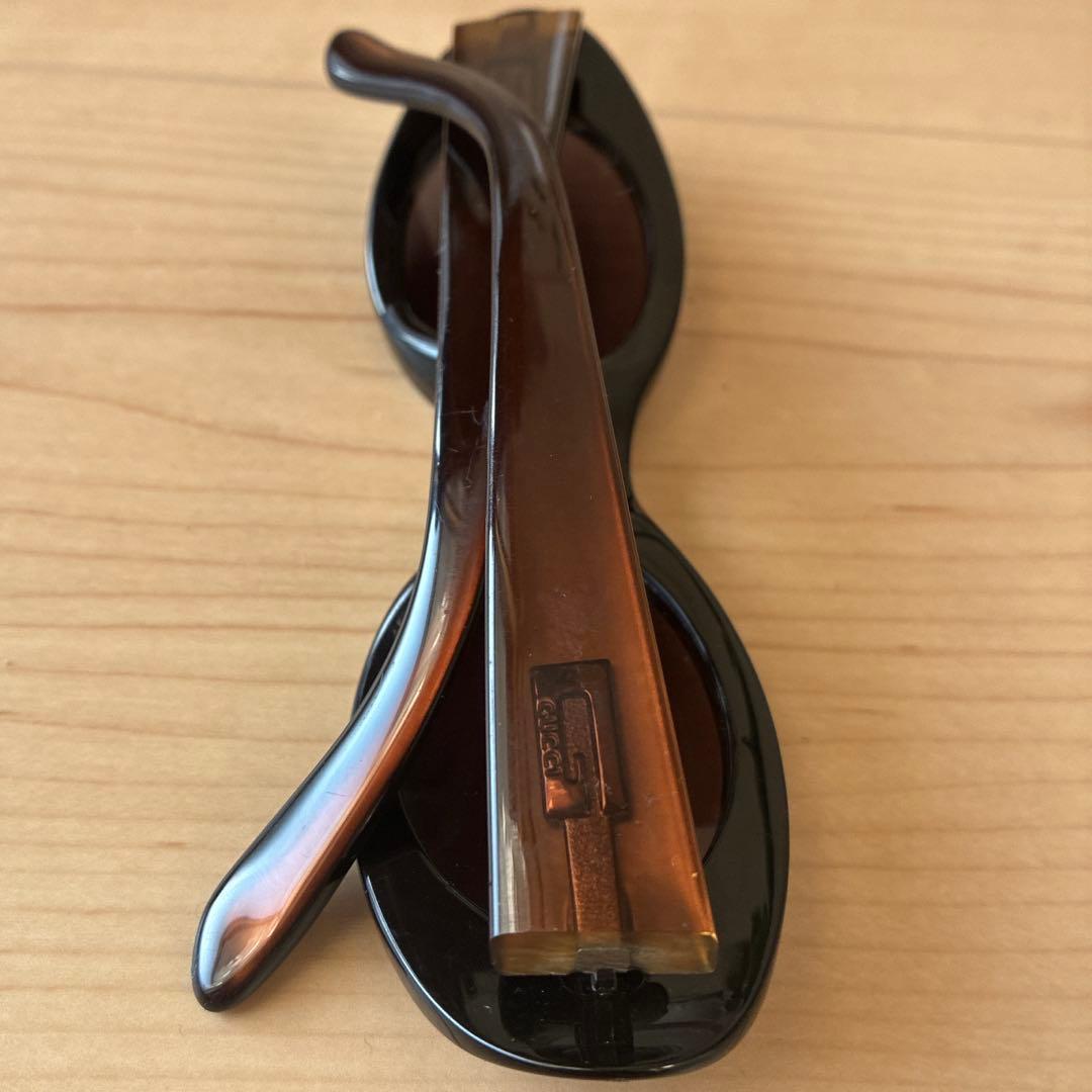 GUCCI サングラス オーバル ブラウン／ブラック