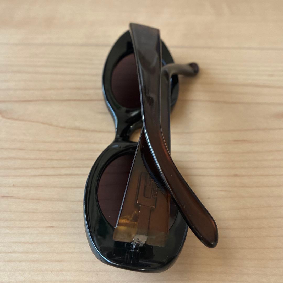 GUCCI サングラス オーバル ブラウン／ブラック