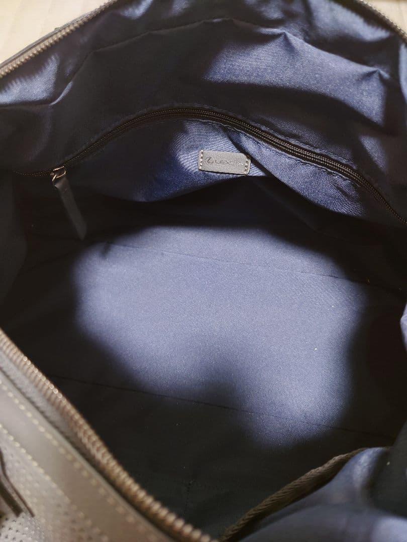 未使用級✨LEXUS レクサス パンチングレザー 2way ボストンバッグ