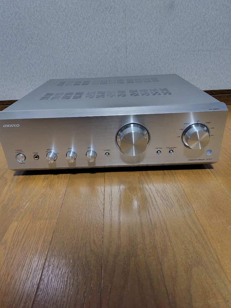 アンプ onkyo A977