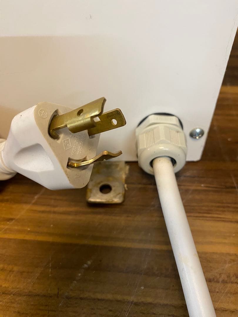 ク*ル様 イトミック　電気温水器　2019年製　20L ESD20BRX220D