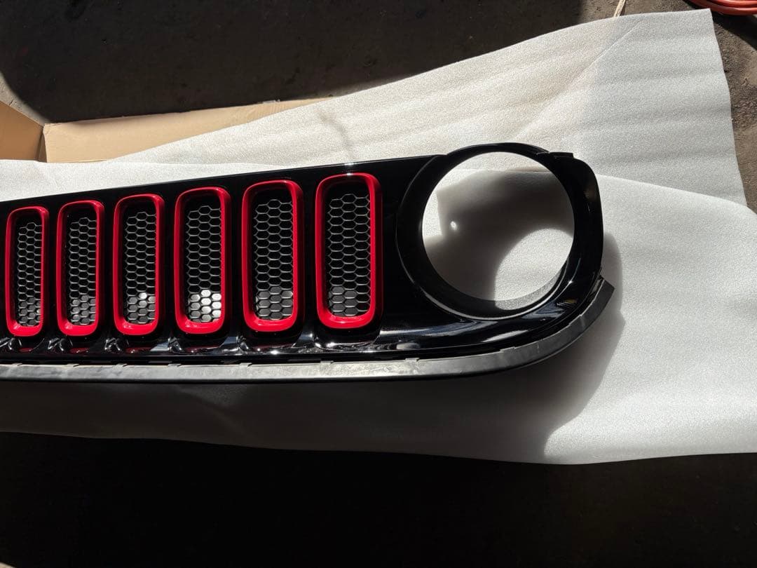 深*彦様 ジープ　レゲネード　フロントグリル　JEEP カスタム