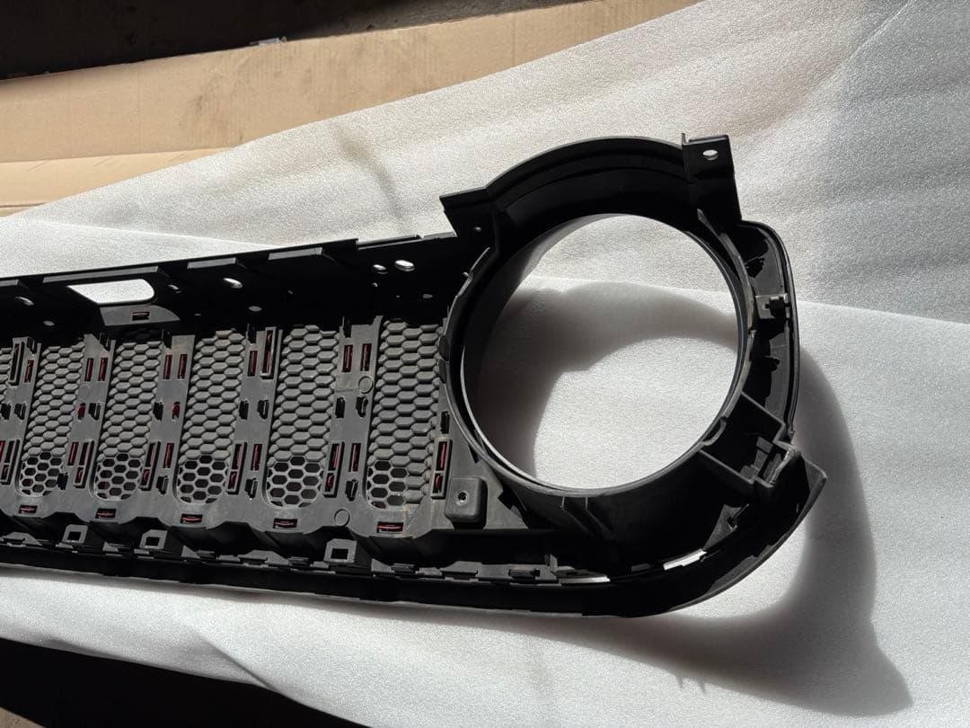 深*彦様 ジープ　レゲネード　フロントグリル　JEEP カスタム