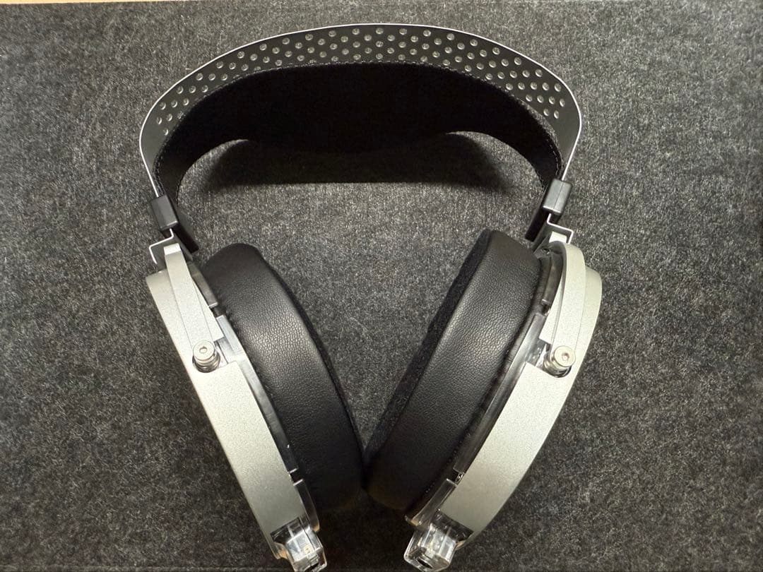 ヘッドホン MoonDrop Para