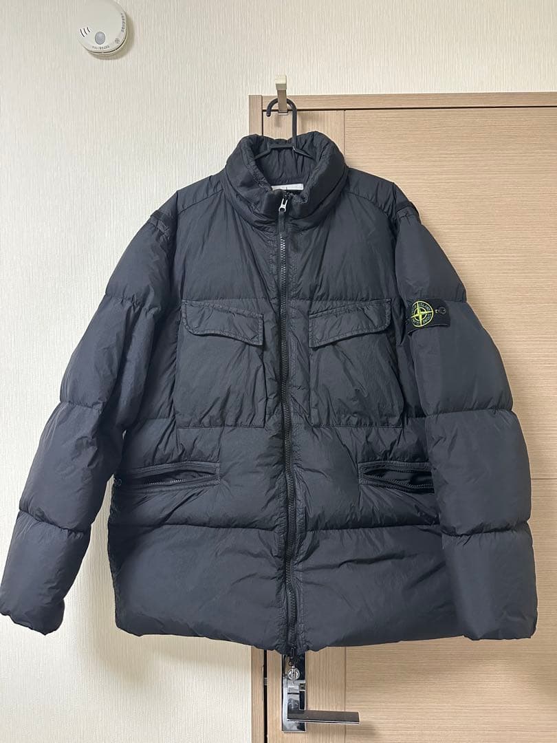 【最終値下げ】Stone  ブラック ダウンジャケット