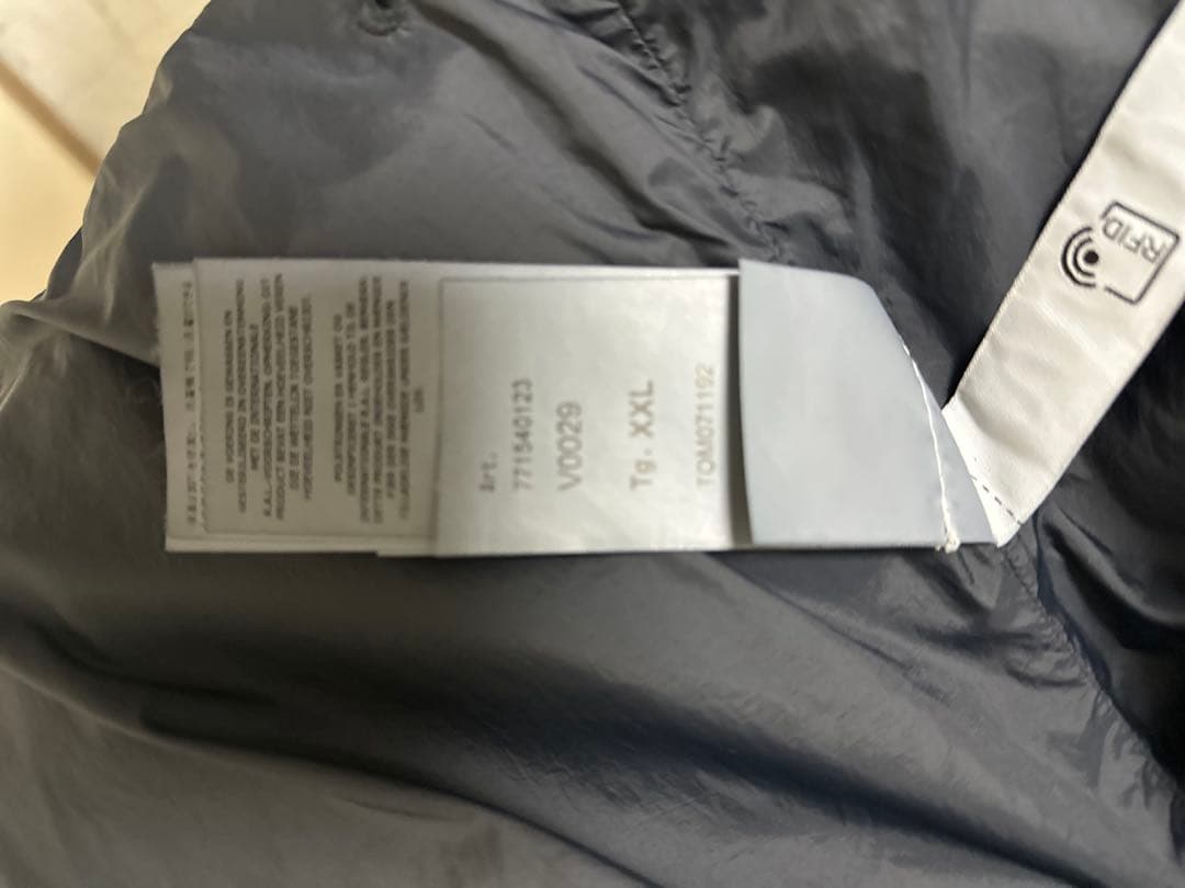 【最終値下げ】Stone  ブラック ダウンジャケット