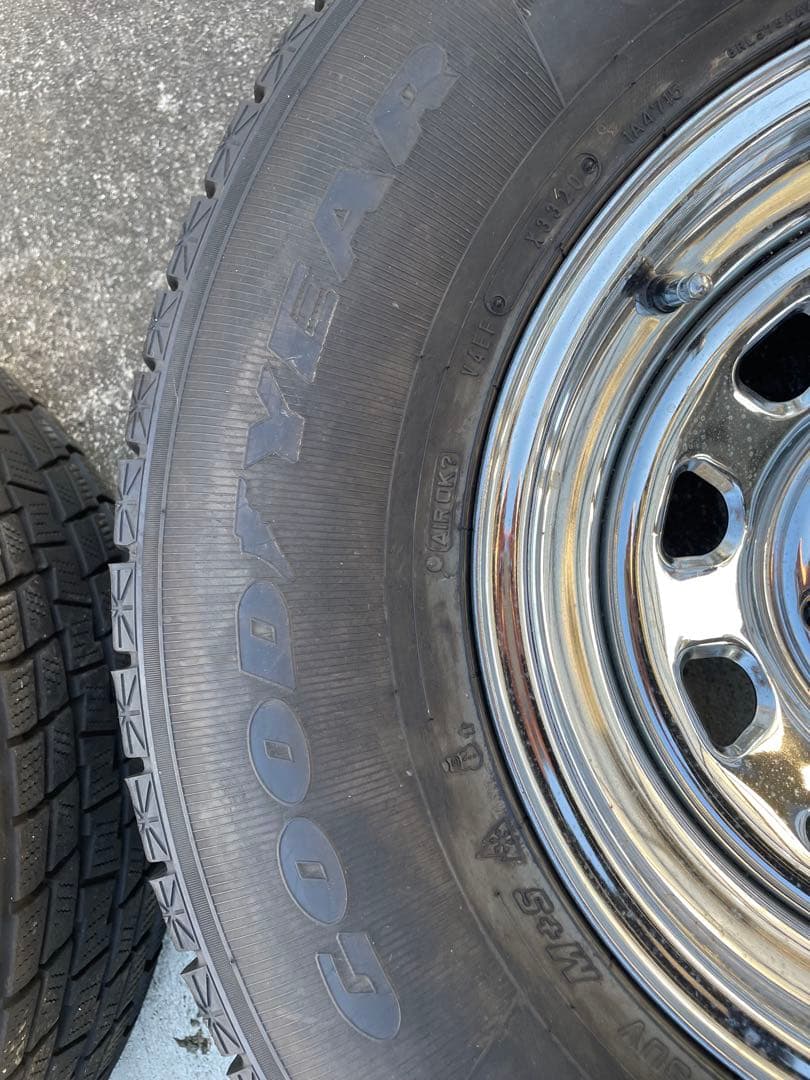 15インチデイトナホイールセンターキャップスタッドレス付