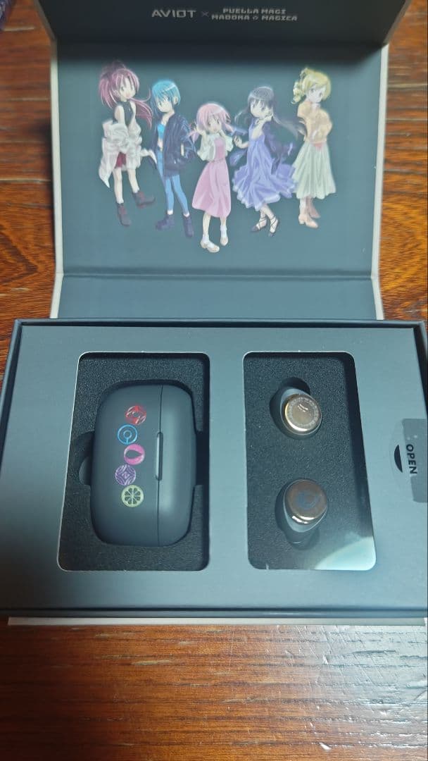 ☆早い者勝ち☆AVIOT ワイヤレスイヤホン 魔法少女まどか☆マギカコラボ