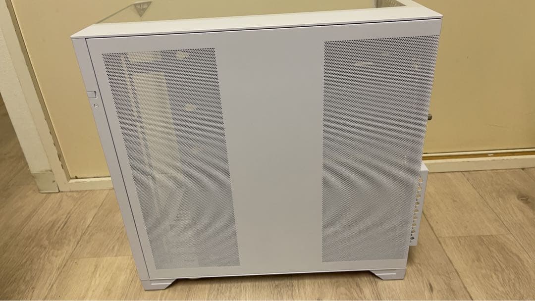 PCケース(自作PC用) O11 visioe white