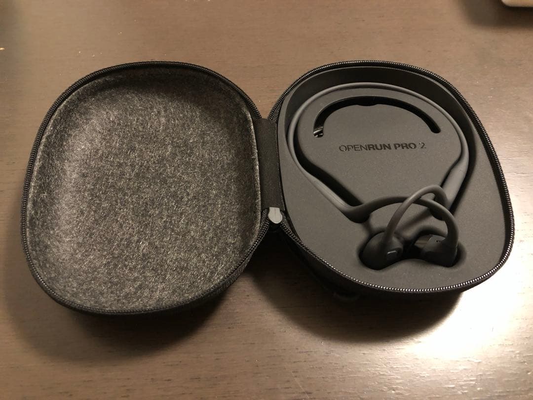 SHOKZ OPENRUN PRO 2 骨伝導イヤホン 通常サイズ 付属品完備