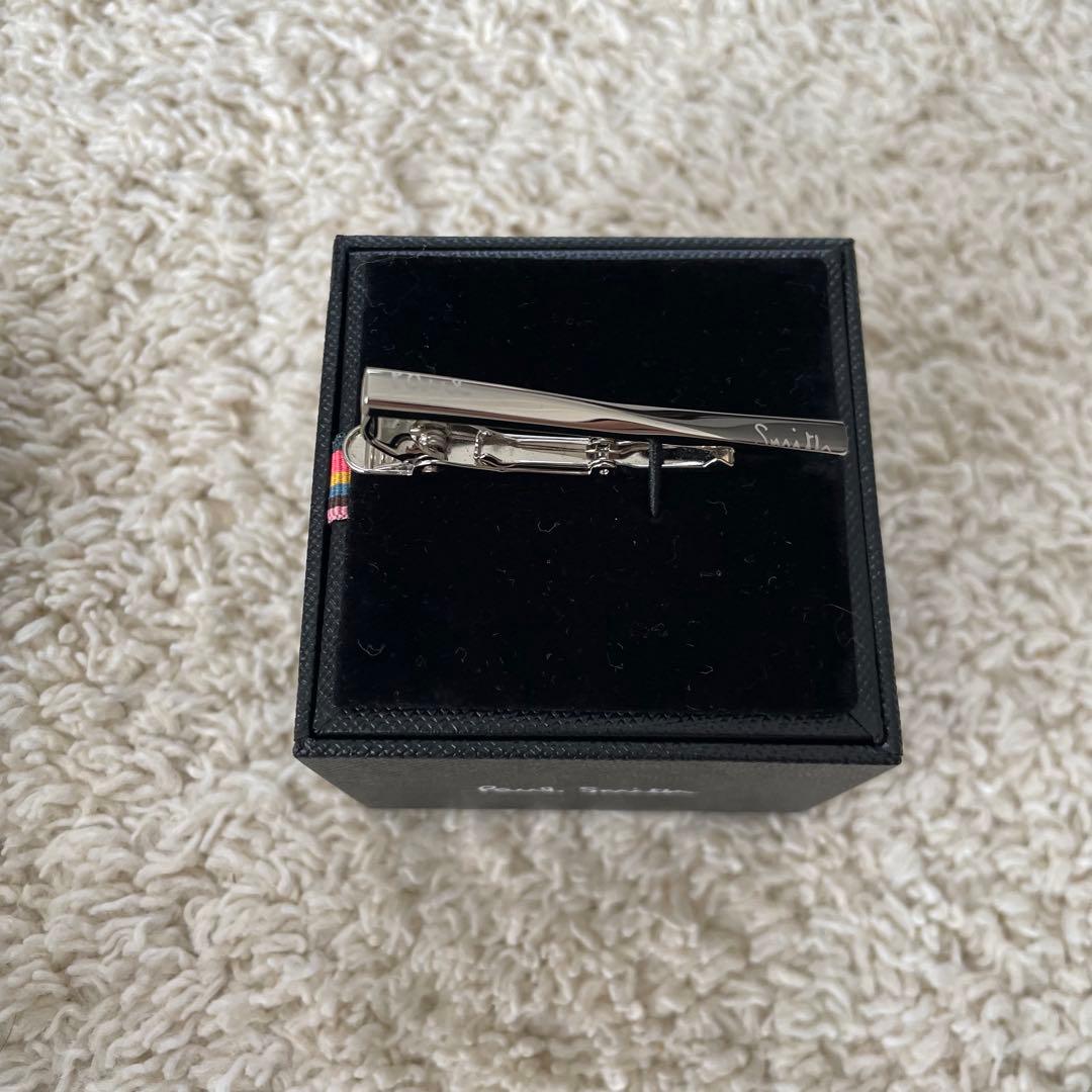 新品未使用　ポールスミス　ツイストネクタイピン　現行　人気モデル　ロゴ入り