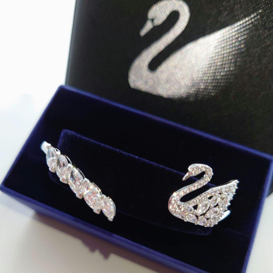 SWAROVSKI　Swan Lake バングル　Mサイズ