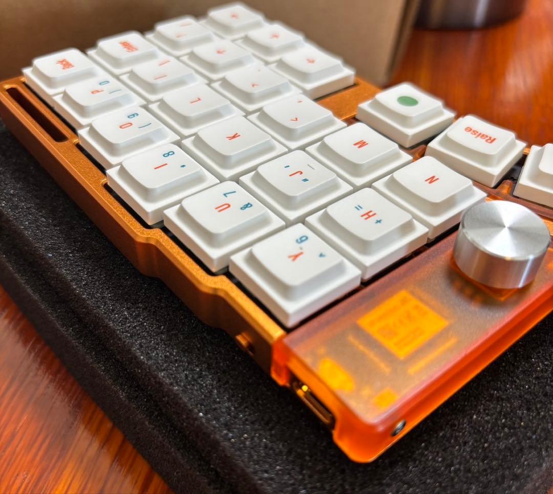 【ゆずぽんず様】専用Cornix LP 分割キーボード オレンジ