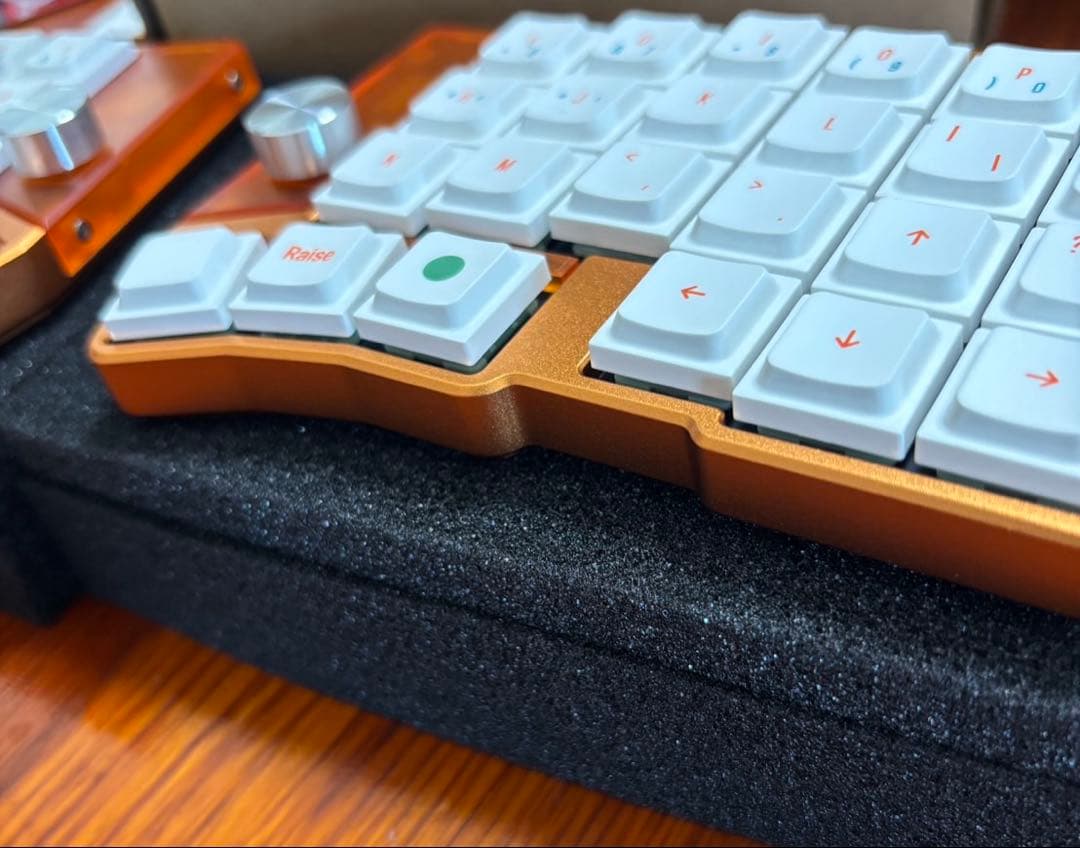 【ゆずぽんず様】専用Cornix LP 分割キーボード オレンジ
