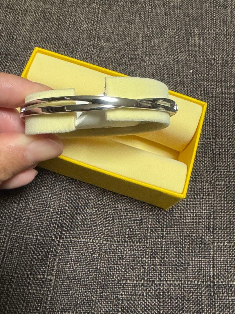 スワロフスキー ブレスレット バングル