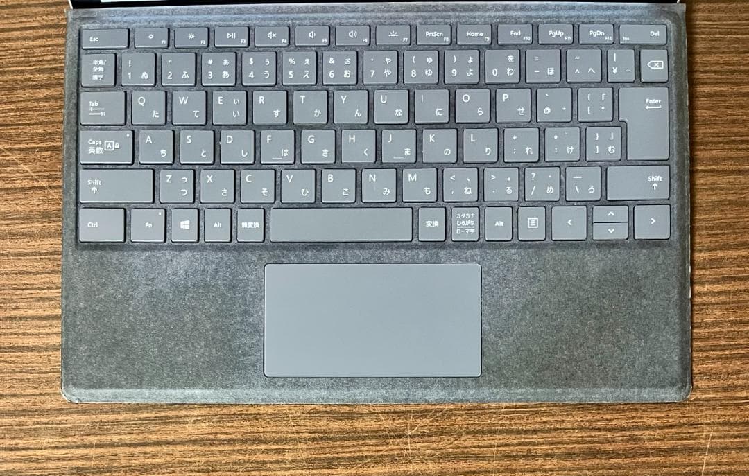 【高性能・高解像度】Surface Pro 4 4GB/128GB NVMe