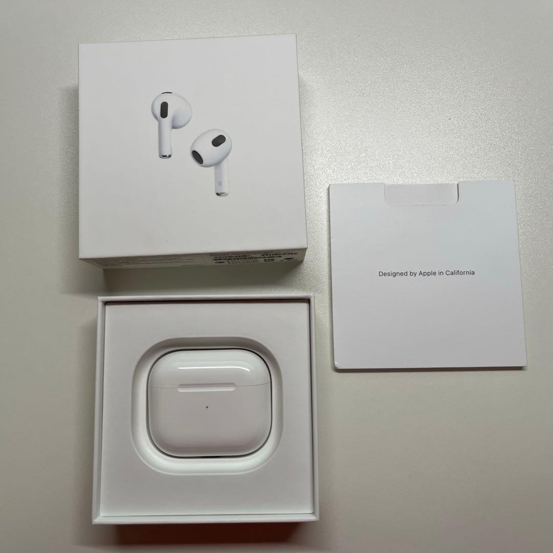Apple AirPods3 (第3世代) 未使用純正ケーブル付属