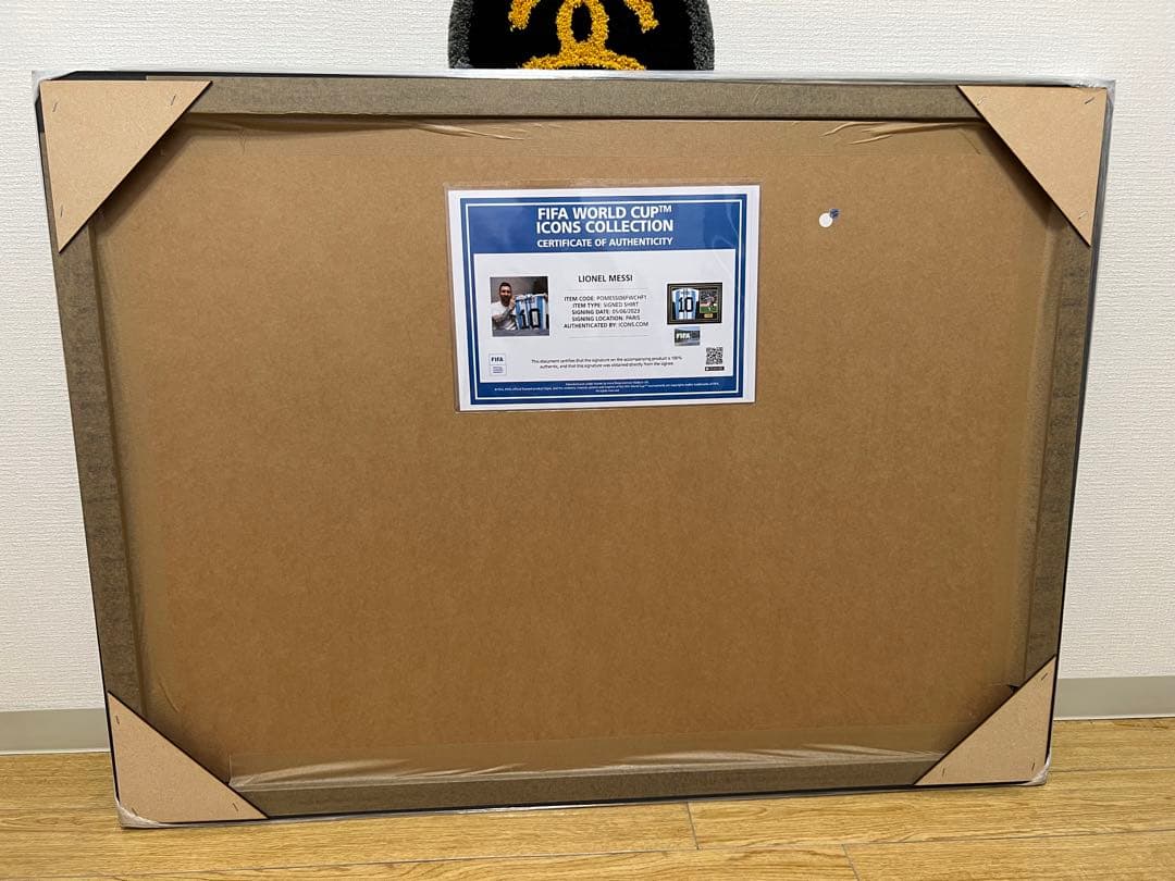 メッシ FIFAワールドカップサインフレーム入りアルゼンチン2022ホームシャツ