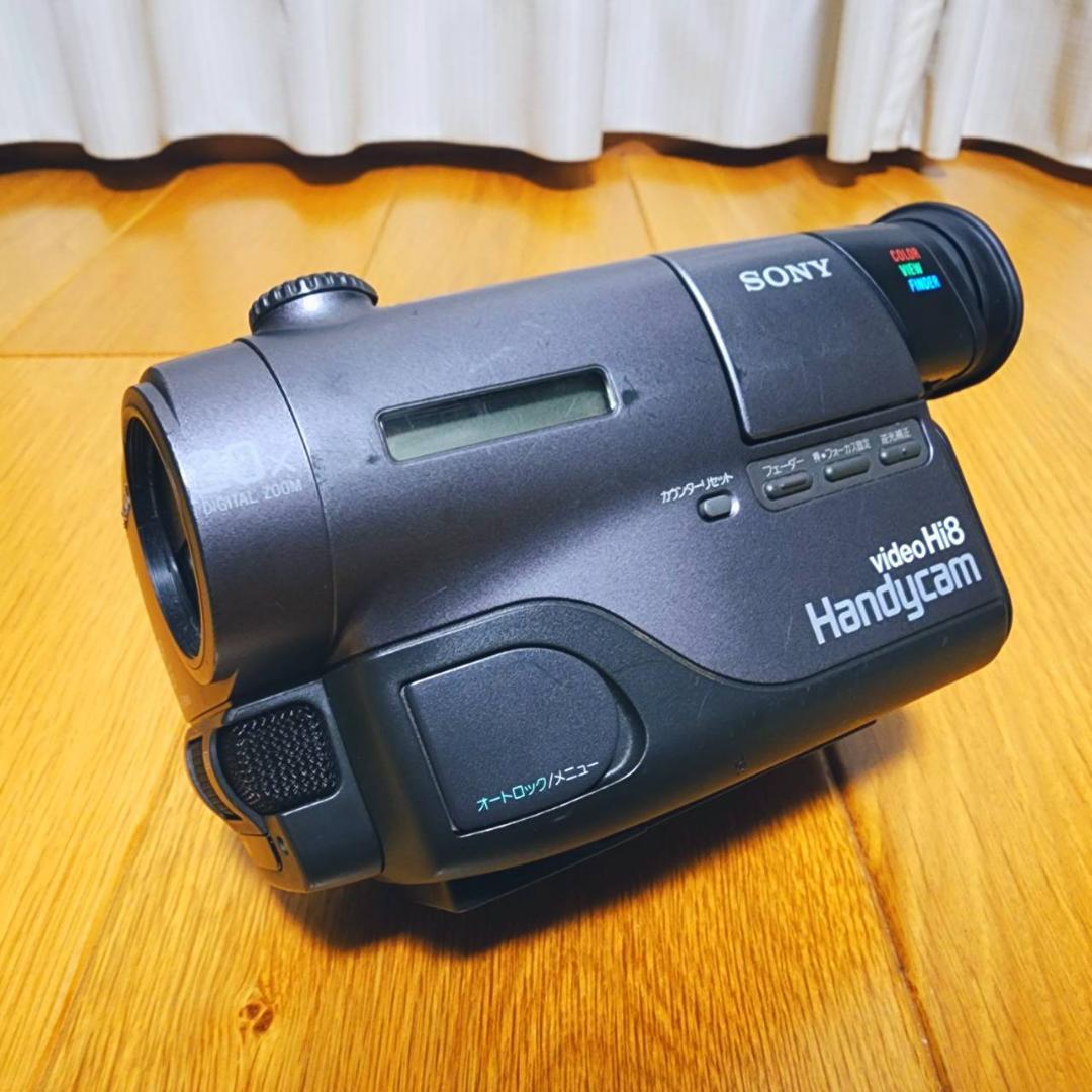 【動作確認済】SONY Hi8 高画質 8ミリ ビデオカメラ CCD-TR11