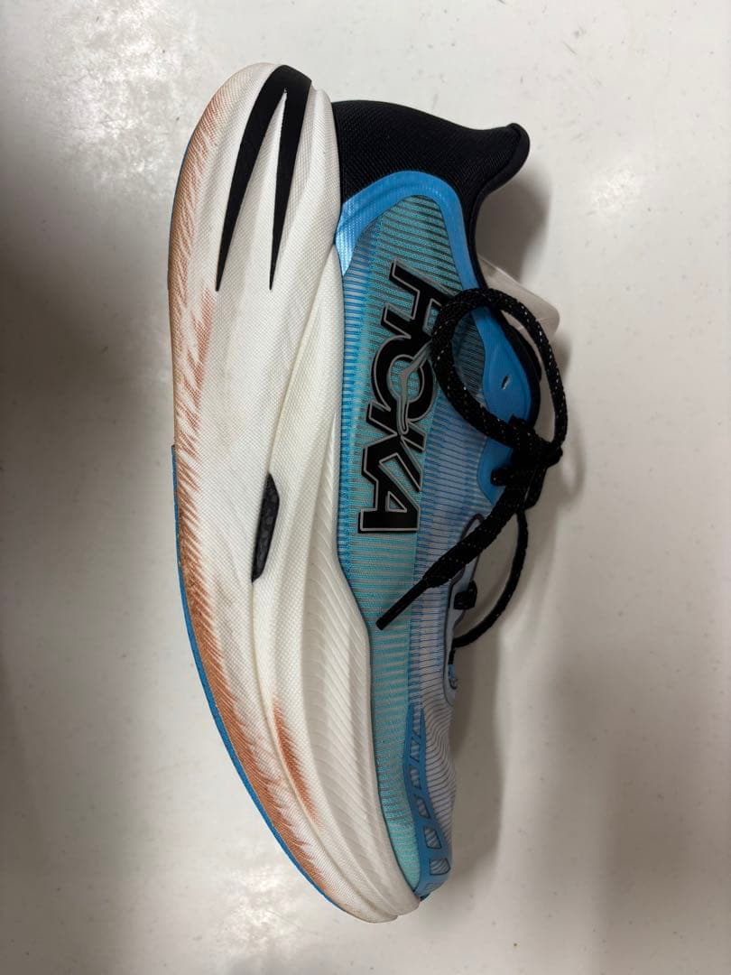 HOKA ランニングシューズ CIELO X1 2.0