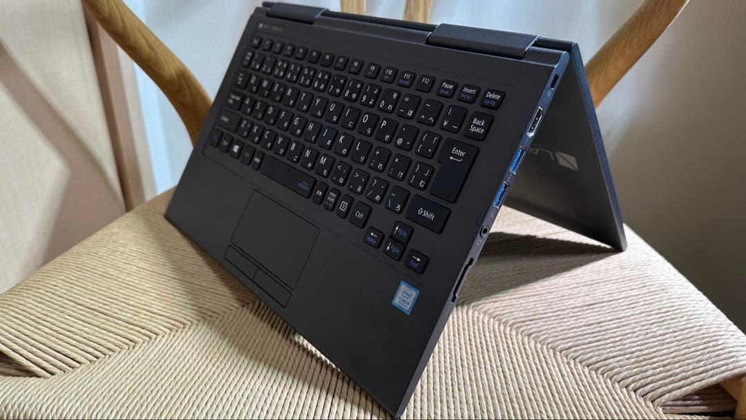 Windowsノート本体 LAVIE Hybrid ZERO PC-HZ550GAB