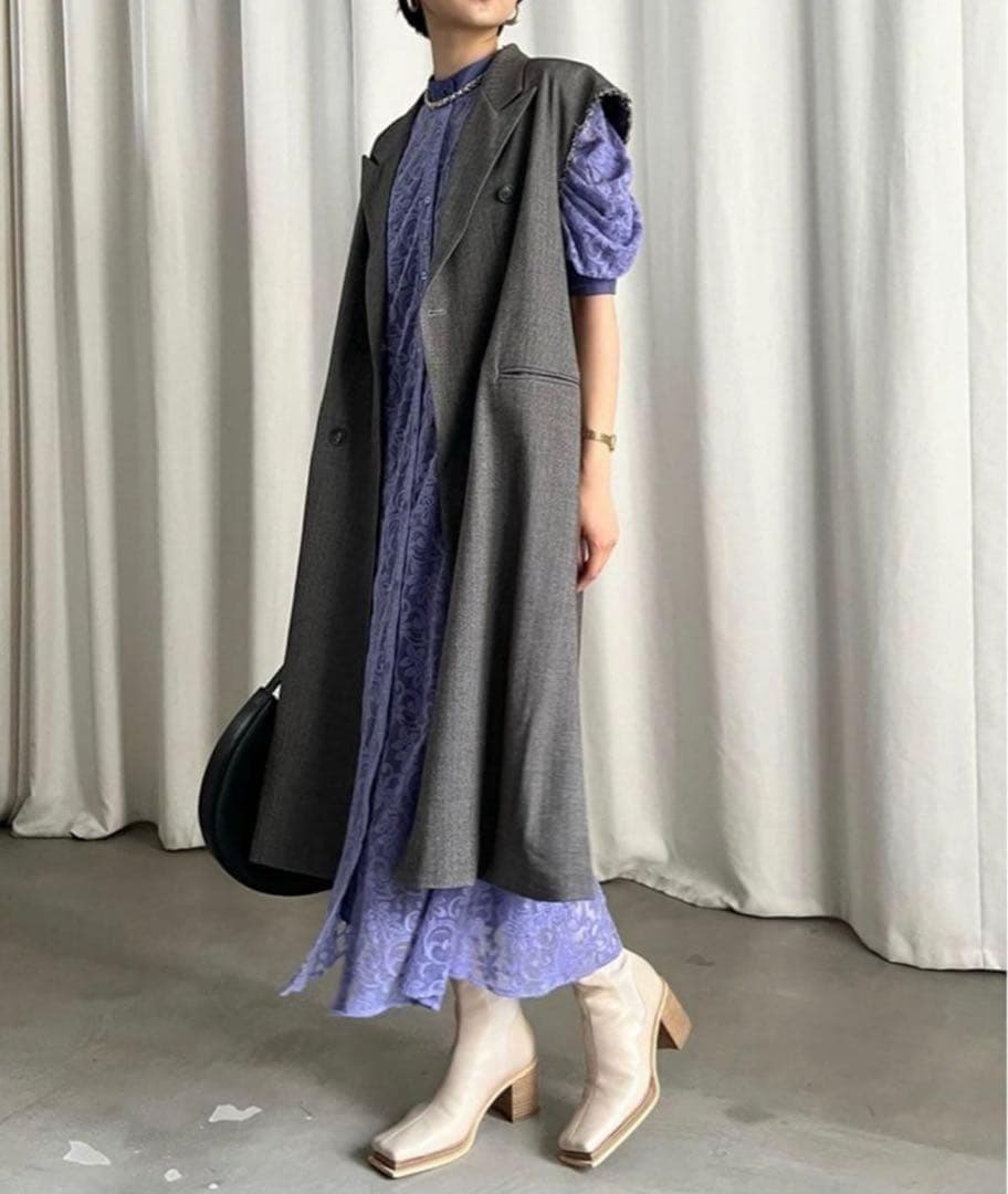 アメリ ドレスDRAPE SLEEVE EMBROIDERY DRESS