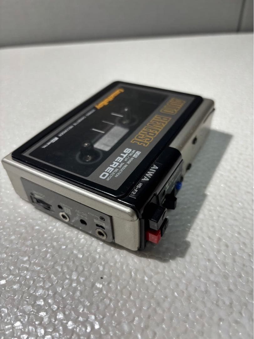 AIWA カセットボーイHS-F2 カセットプレーヤー オートリバース　ジャンク