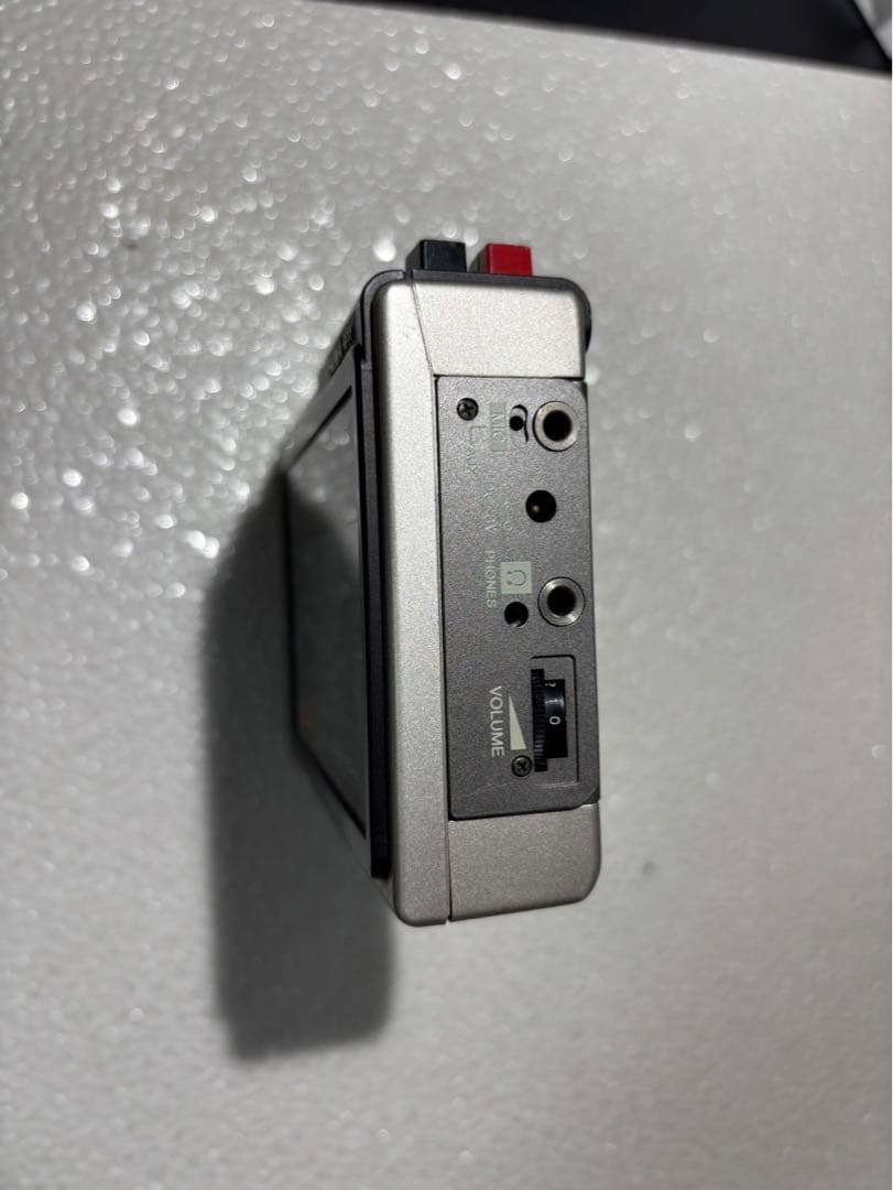 AIWA カセットボーイHS-F2 カセットプレーヤー オートリバース　ジャンク