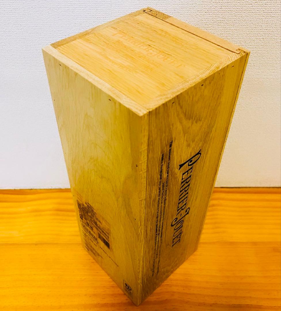 ペリエジュエ/ベル エポック/ブラン・ド・ブラン2012(木箱付)