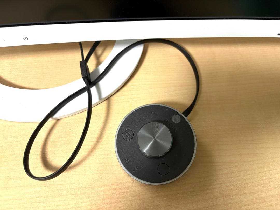 BenQ ScreenBar Plus モニターライト