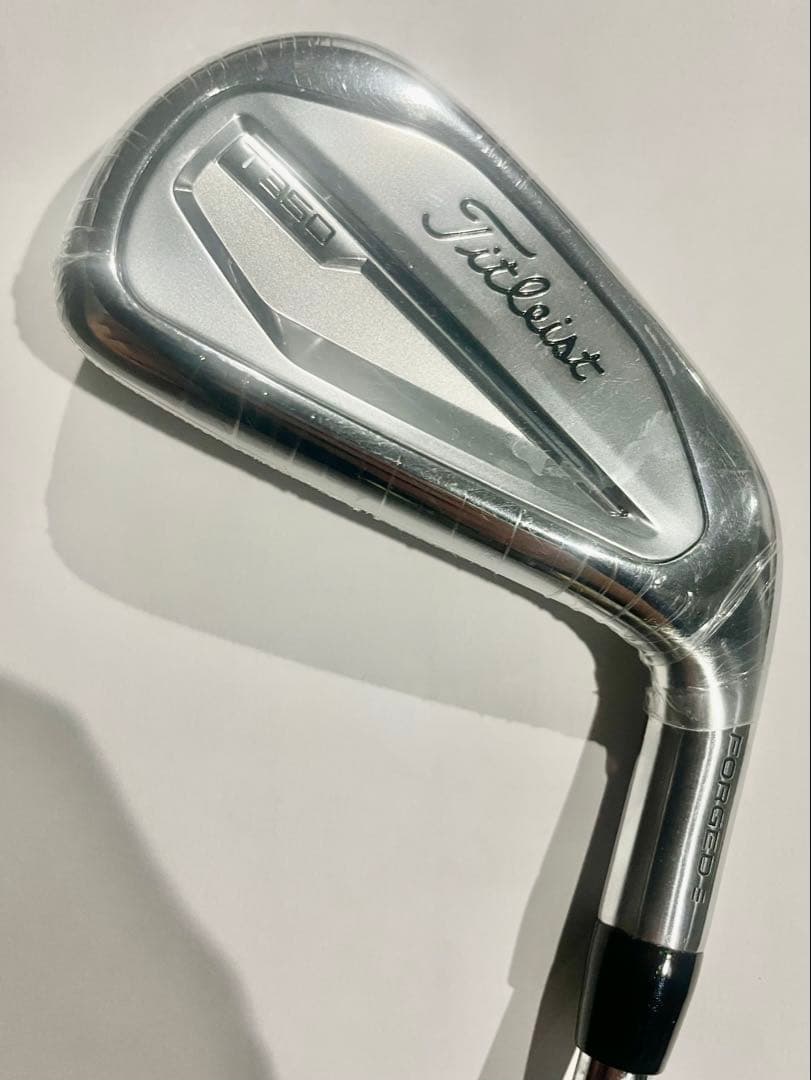 新品　Titleist T350 4番アイアン