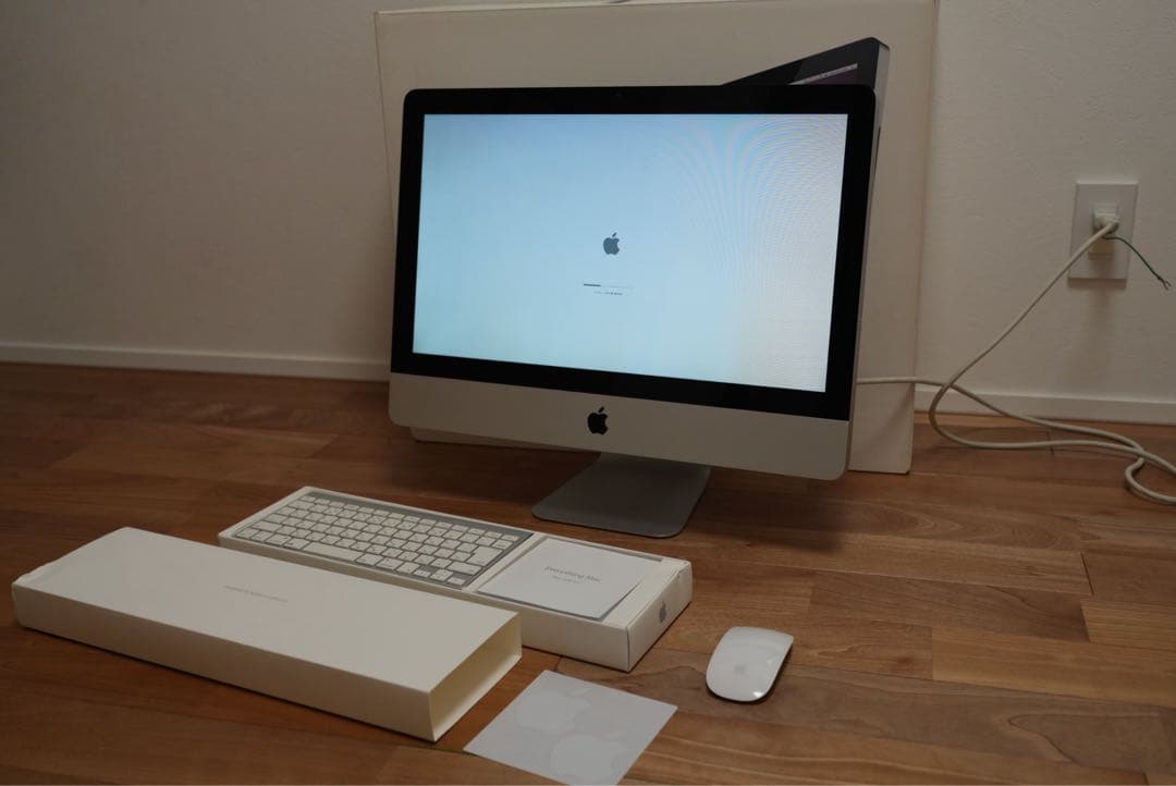 値下げ　Apple iMac (21.5-inch, Late 2009)