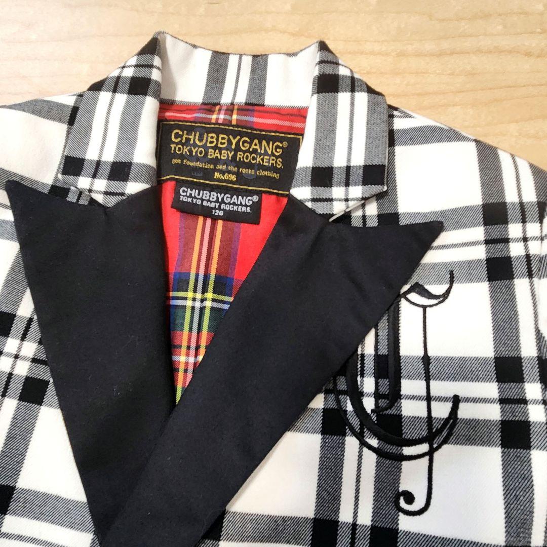 セットアップ　キッズスーツ