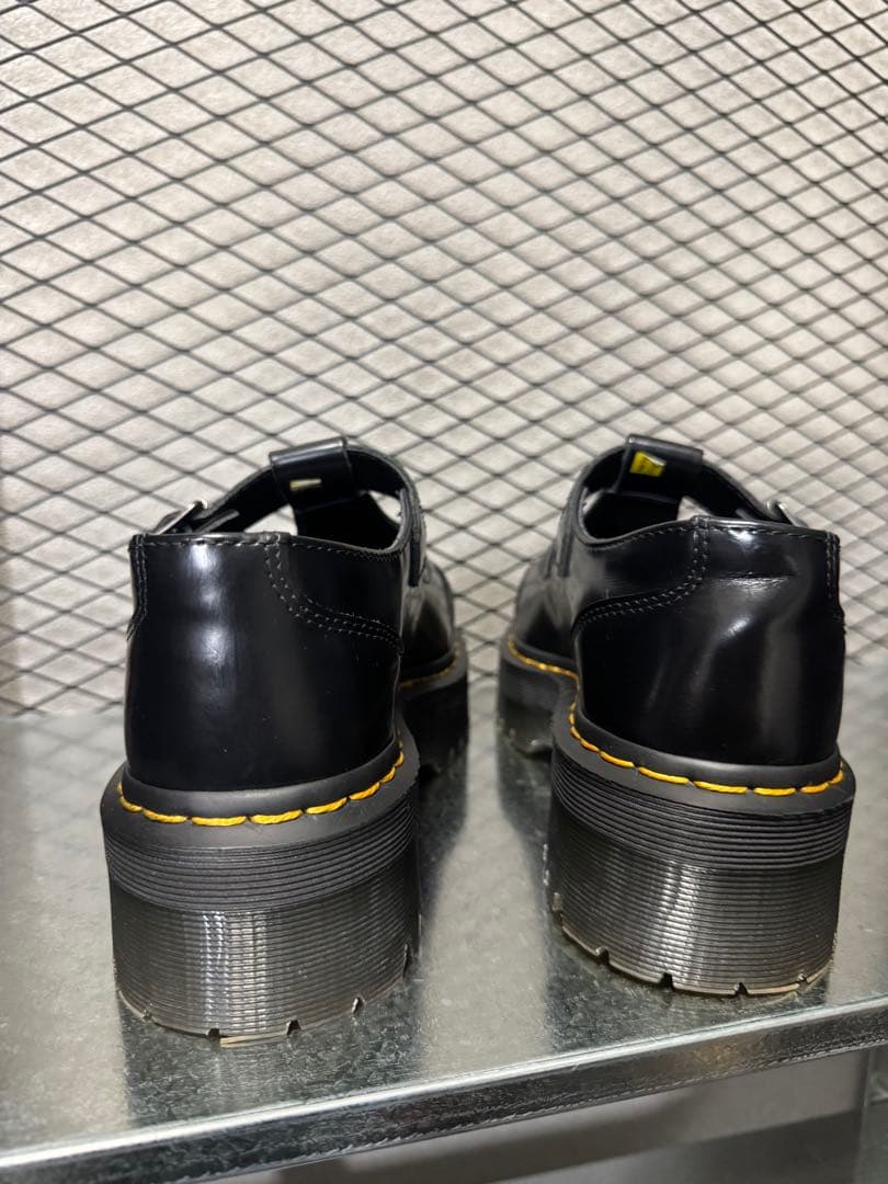 【大幅お値下げ中】ドクターマーチン BETHAN UK6 美品 メリージェーン