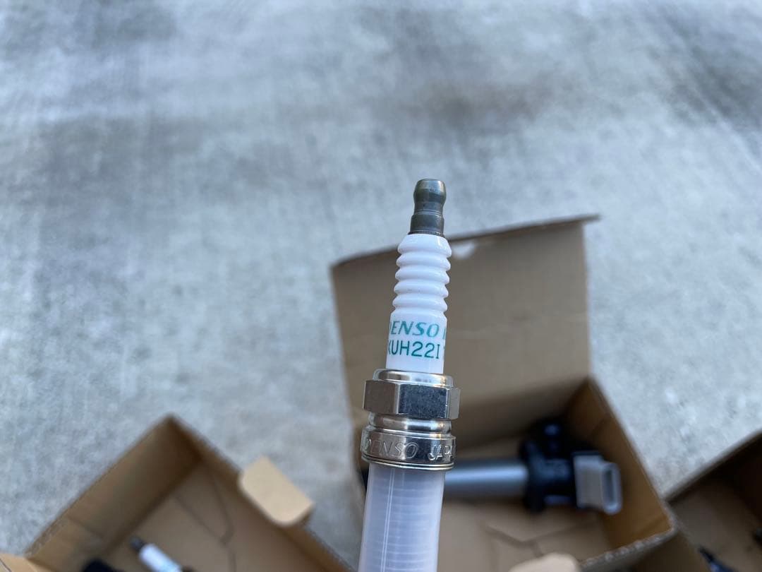 イグニッションコイル　19500-B2051 プラグセット