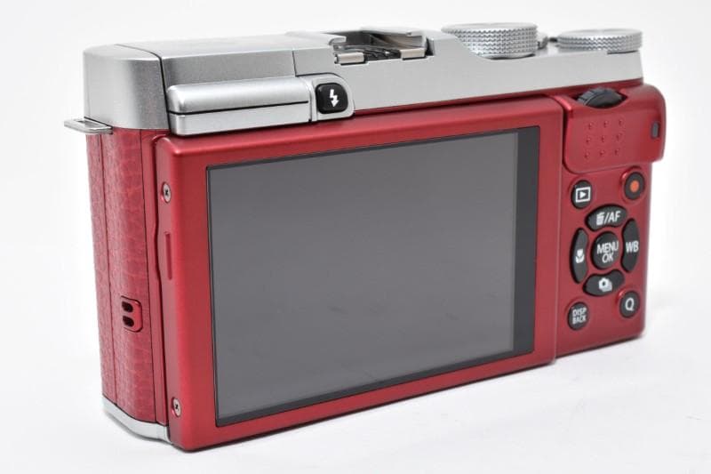 Fujifilm X-A1 ミラーレスデジタルカメラ（付属品あり）