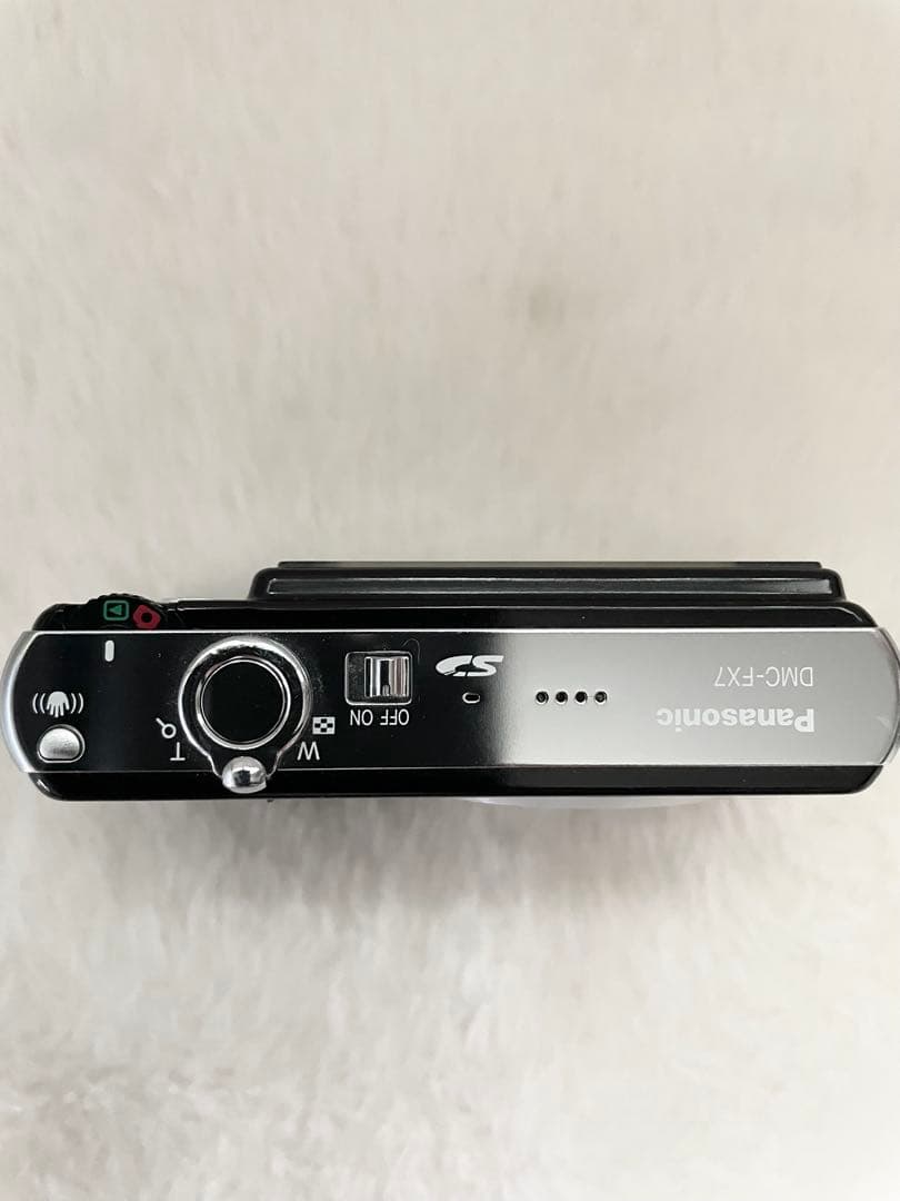 Panasonic LUMIX DMC-FX7 カメラ　デジカメ　コンデジ